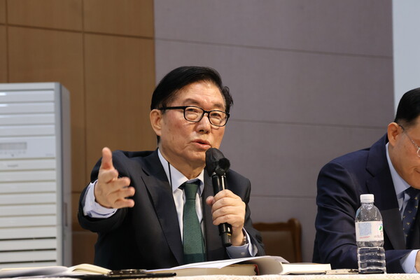 지방교회 탈퇴자 유동근 목사
